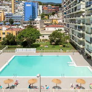 apartamentos-nucleo-cristal.hotelsinnerja.org/
